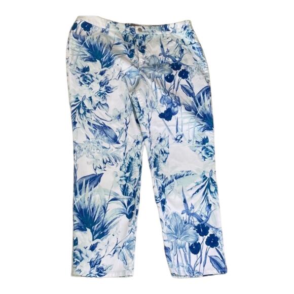 Chico's 16 Denim Jeans Plus Girlfriend Ankle 3 Pants Boho Palm Resort White blue - Picture 4 of 11